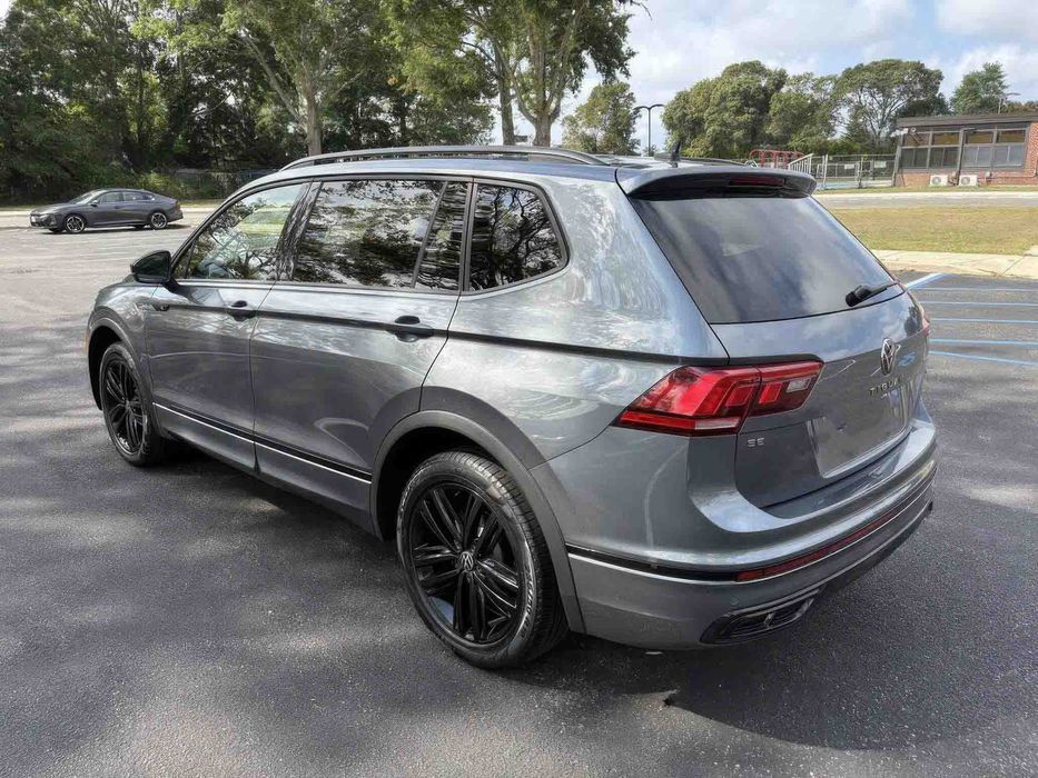 Volkswagen Tiguan SE R-Line Black 4Motion      2022