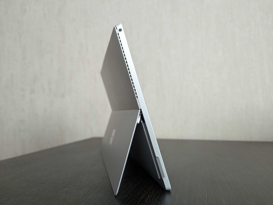 Microsoft Surface Pro 4 4/128gb Intel Core i5-6300u