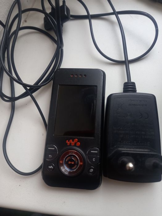 sony ericsson w580i+ зарядное