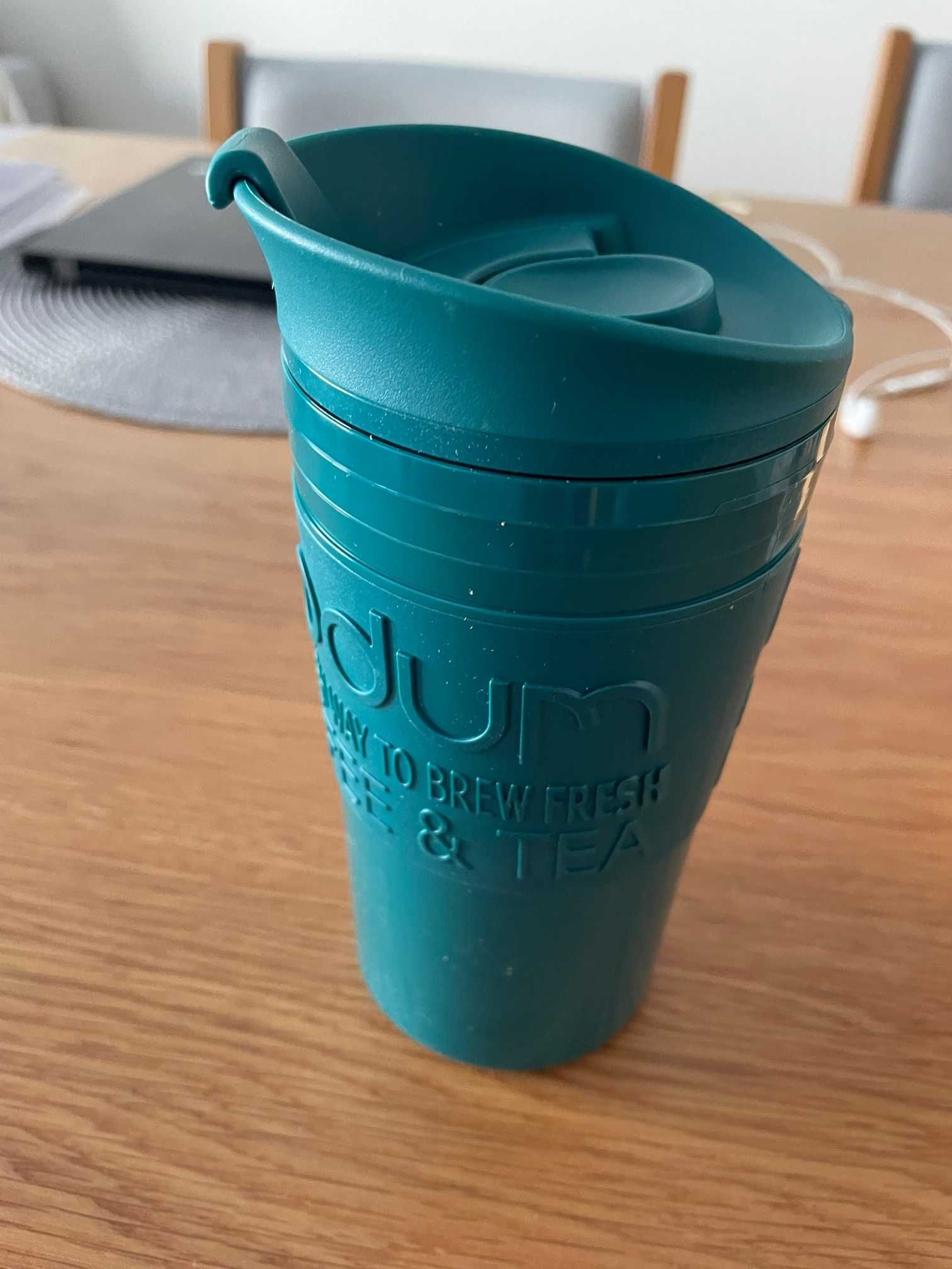 Caneca de viagem Bodum com capacidade de 0,35 l