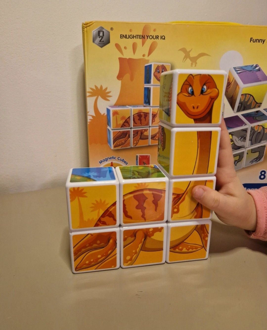 Puzzle klocki   magnetyczne  Montessori 8 elementów