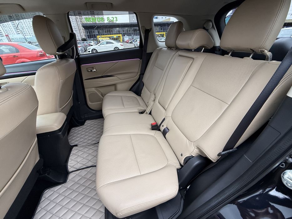 Продам сімейне авто