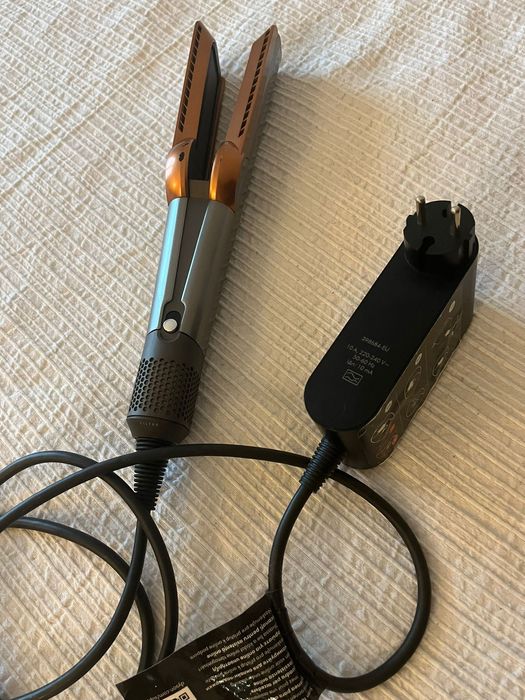 Dyson airstrait- secador