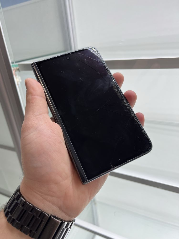 Google Pixel Fold Black