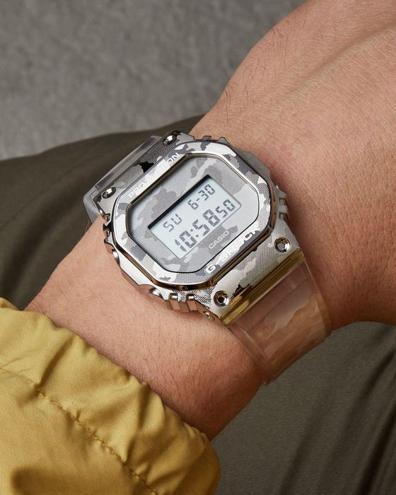 Часы Casio GM-5600SCM-1E ! Оригинал! Фирменная гарантия 2 года!