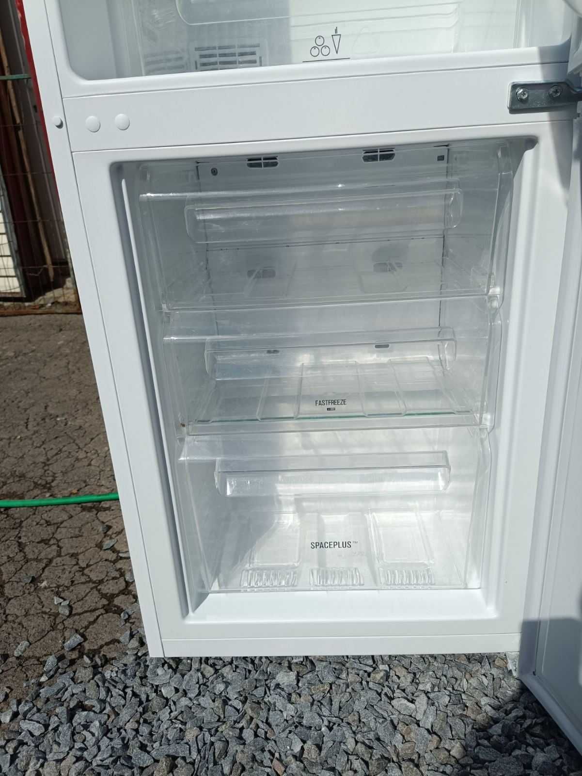 Холодильник  Electrolux 160 см, Супер!