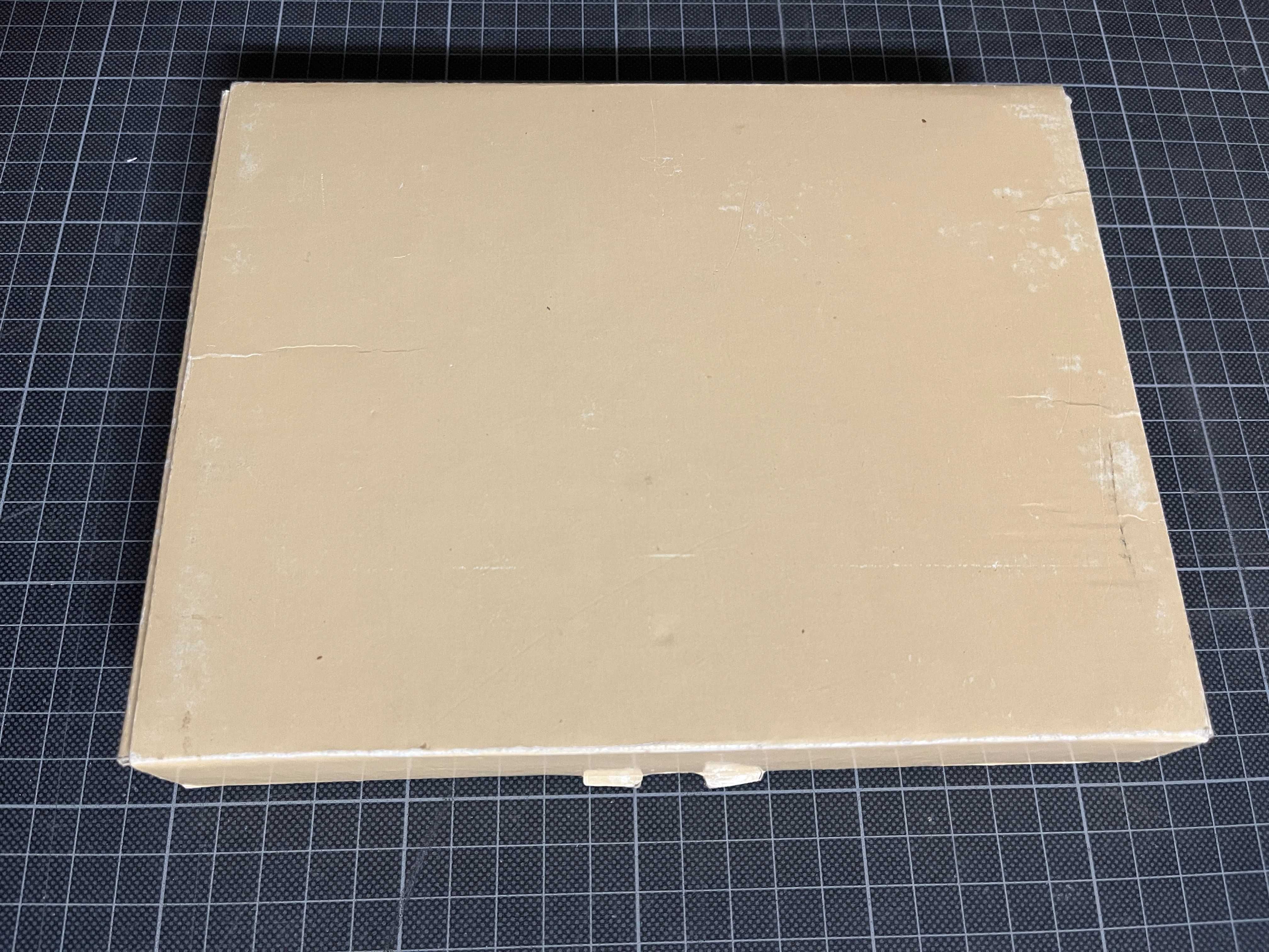 Moldura de madeira e prata de lei 19,5 X 14,5 cm