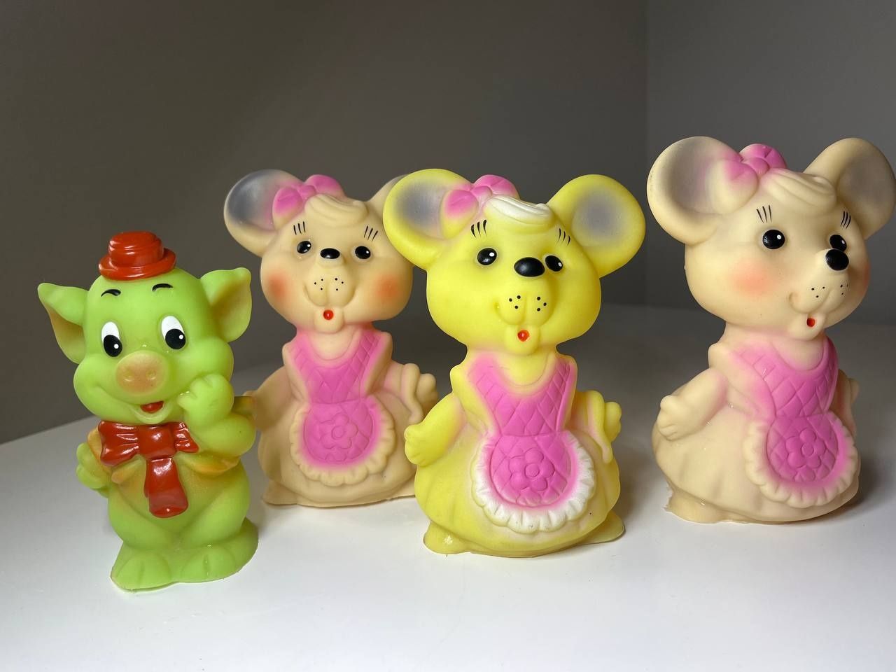 Продам игрушки резиновые
