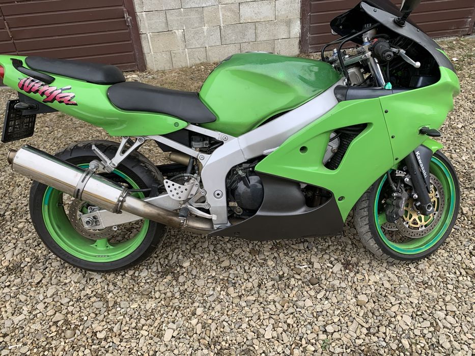 Kawasaki zx-6R ninja