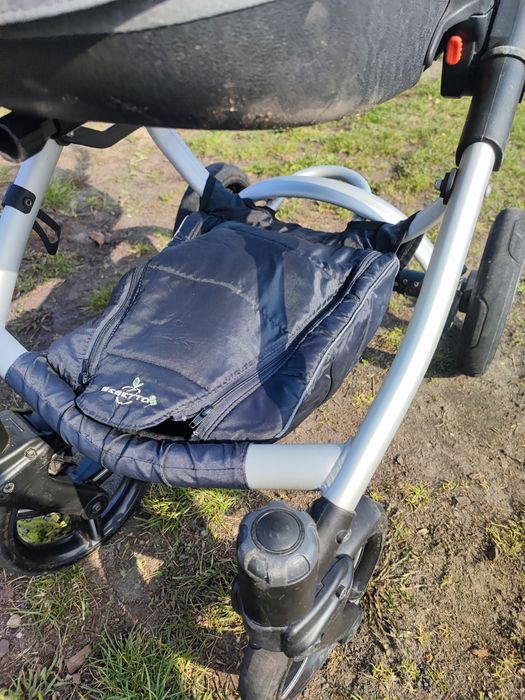 Sprzedam wózek Bebetto 2w 1