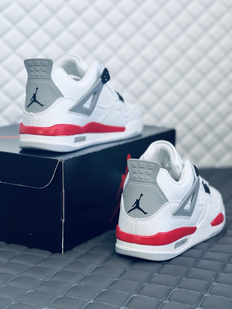 Nike Air Retro Jordan 4 кросівки жіночі Найк Джордан 4