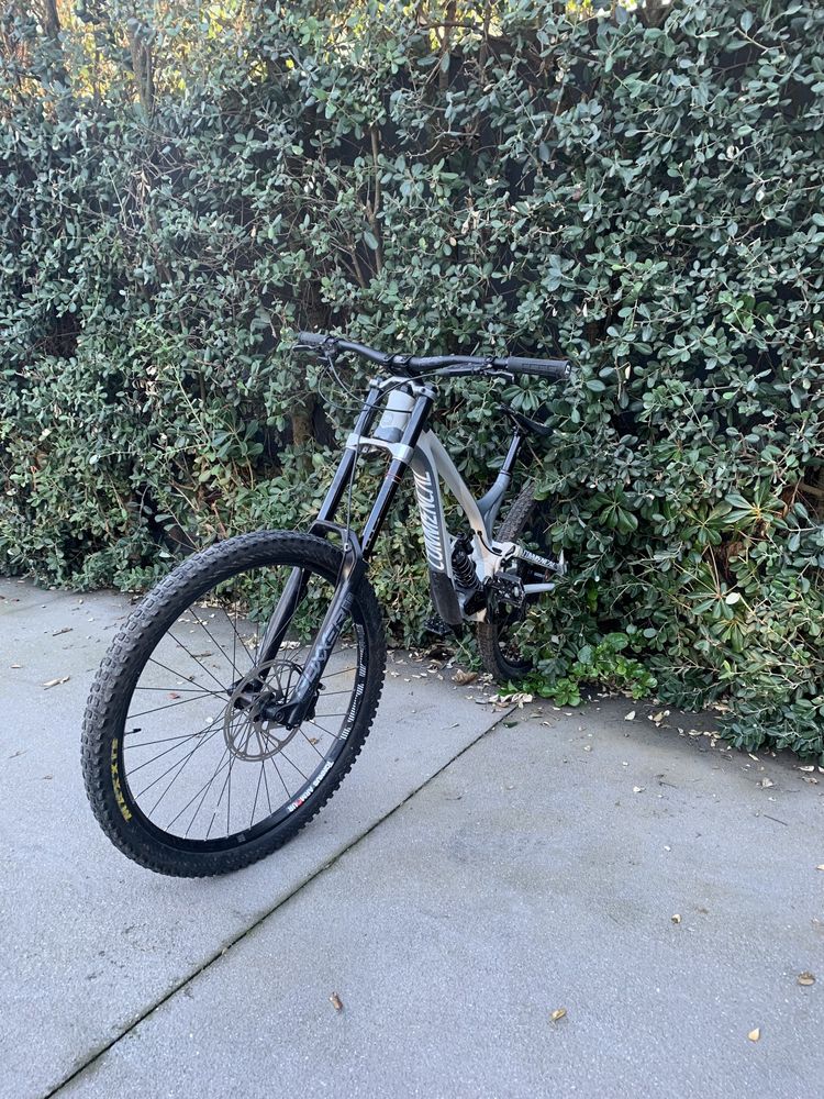 Bicicleta DH Commencal Supreme DH 29 2021