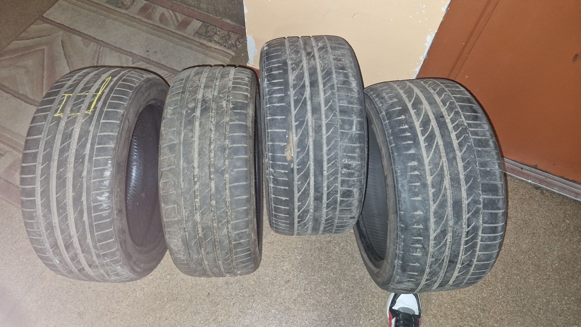 Opone letnie 225/45 r17 i 255/40 r17