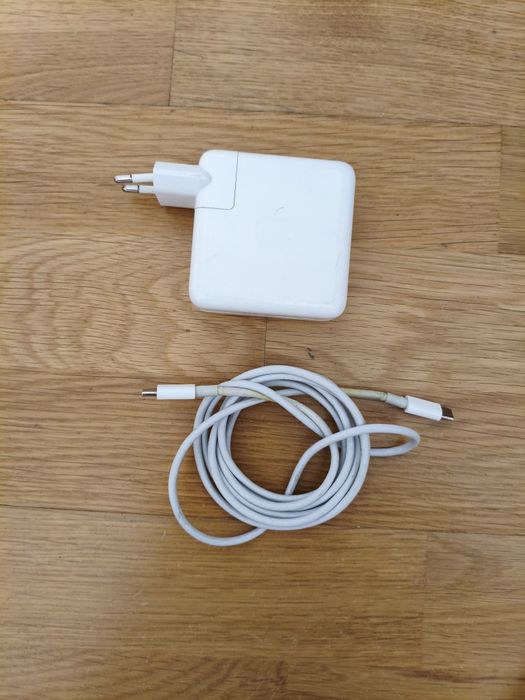 Zasilacz Apple A1718 oryginalny ładowarka USB-C 61W Power Adapter MAC