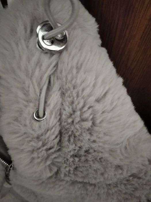 Futerko ciepłe  Bershka OKAJZA