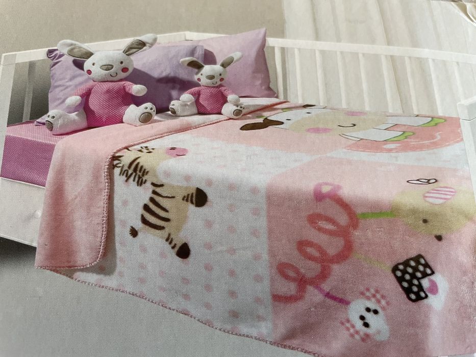 Welurowy kocyk dla dziecka Das baby