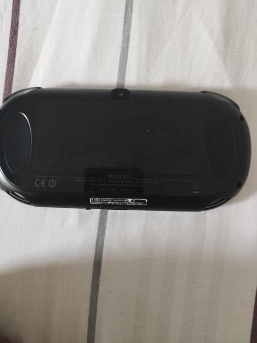 PS VITA PCH 1004 + carregador original+ capa