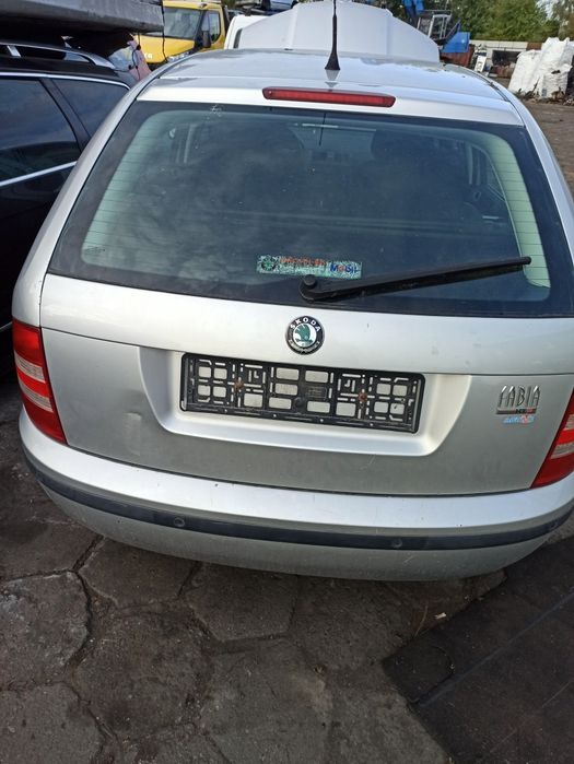 9102 klapa bagażnika Škoda fabia kombi okazja tanio