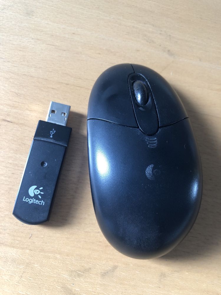 Myszka bezprzewodowa Logitech