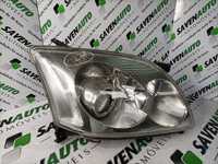 Farol Dto Toyota Avensis (_T25_)