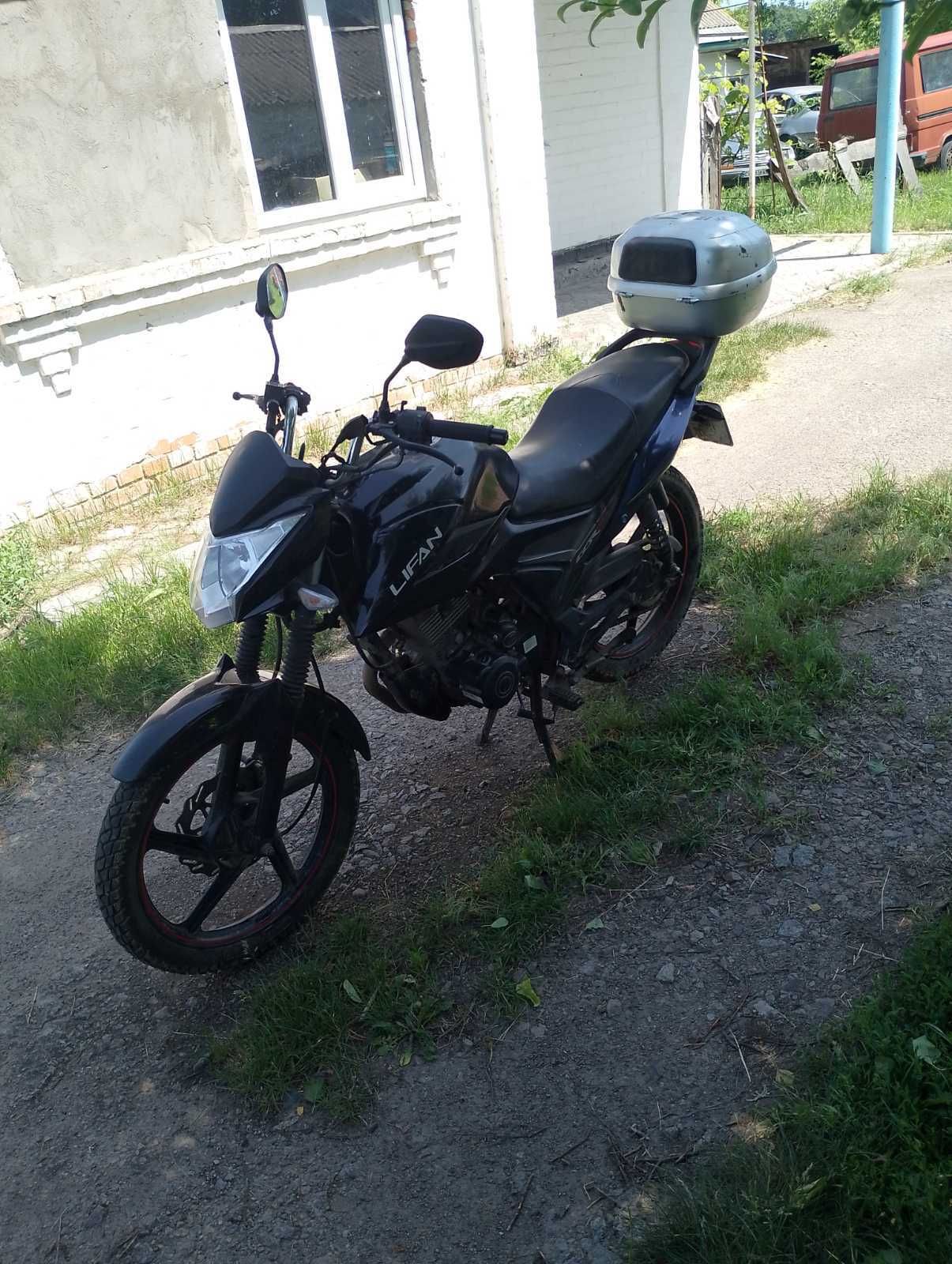 Мотоцикл LIFAN 150-2E 2020 г.в. Страховка до апреля 2026 года.