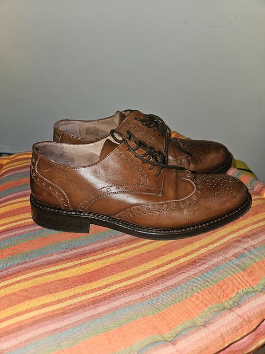 Sapatos Pele, tamanho 40