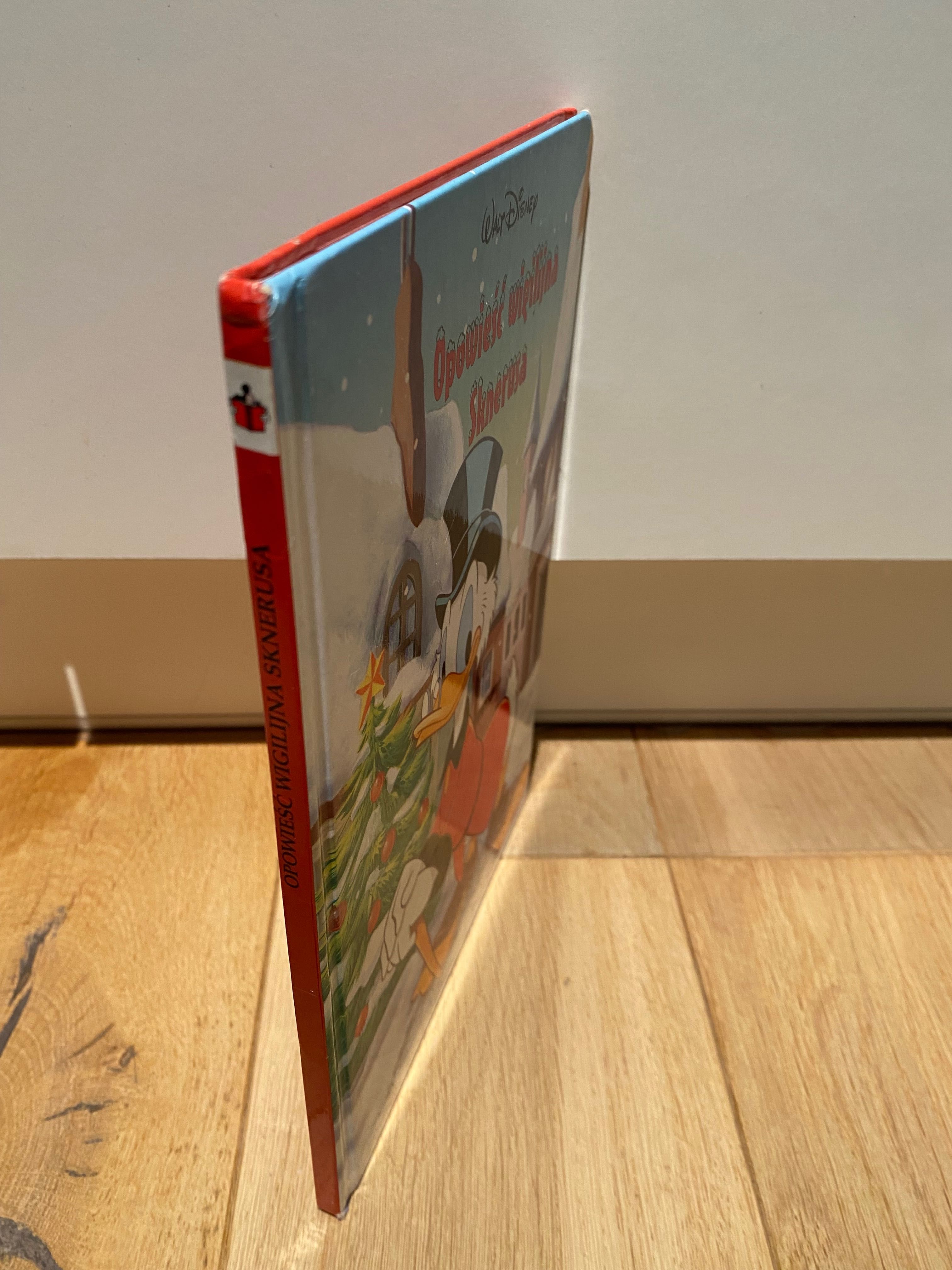 Opowieść wigilijna Sknerusa KKD Klub książek Disneya Disney