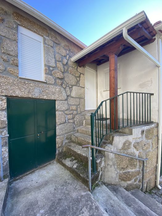 Moradia T1 para arrendamento