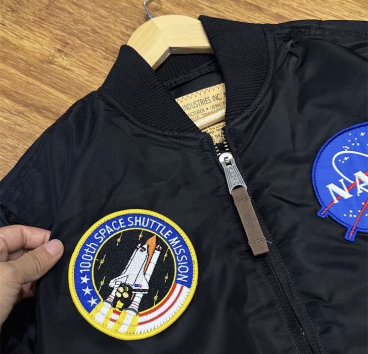 Бомбер Alpha Industries x Nasa