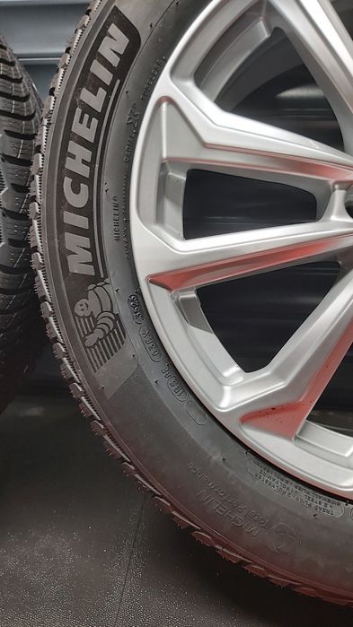 Kola zimowe Hyundai IoniQ Tuscon  235 55 R19 Michelin 2023