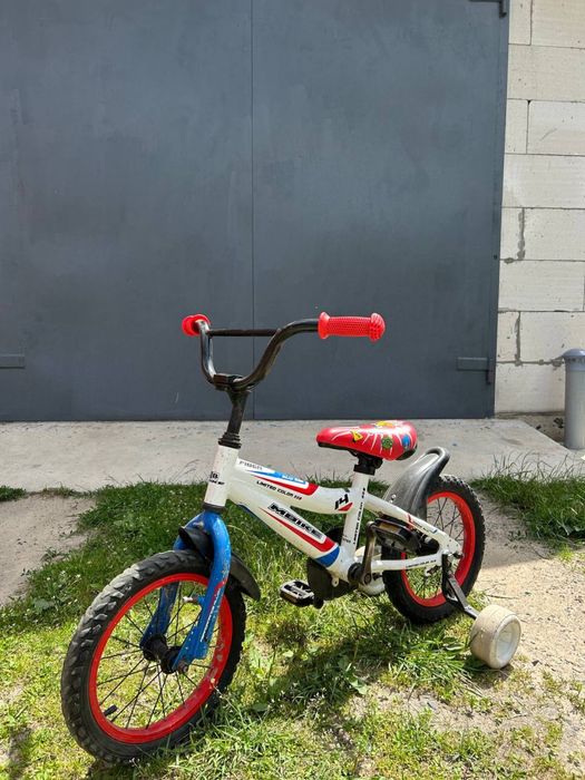 Велосипед легкий, зручний 12ʼʼ з німеччини