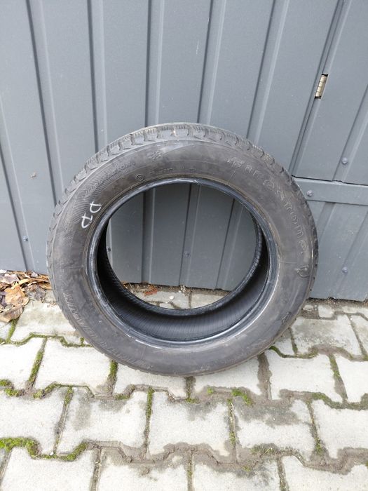 Opona zimowa 185/60R15 firestone