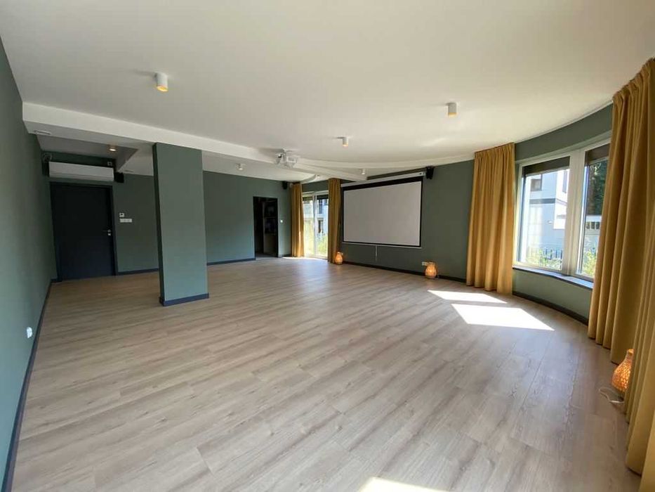 Klimatyczna sala - joga, warsztaty, sesje terapeutyczne, szkolenia