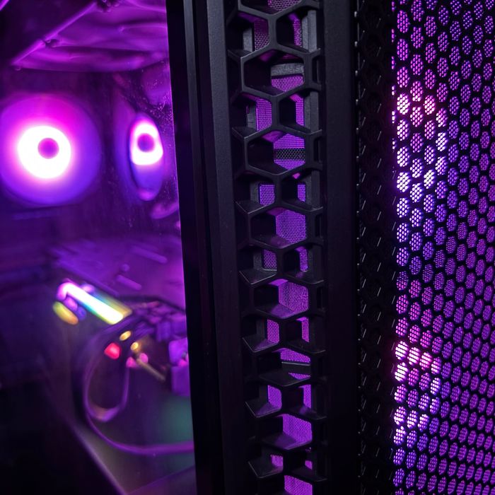 Komputer Intel i9-11900K | RTX 2070 Super | Samsung 500GB | 64GB Ram