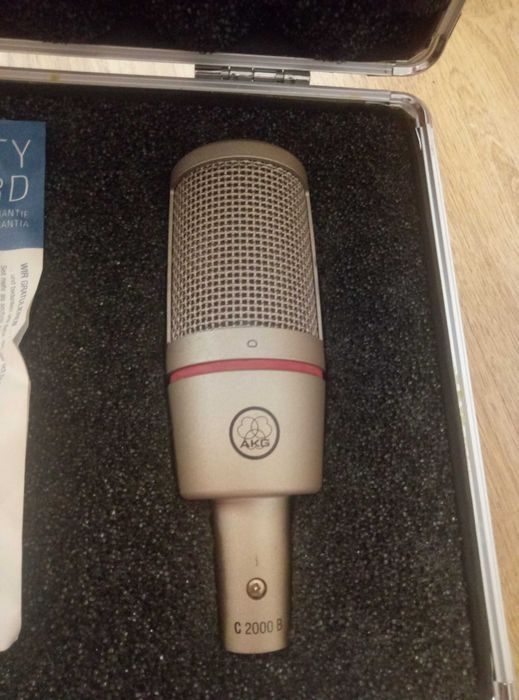 Студійний мікрофон AKG C 2000 B