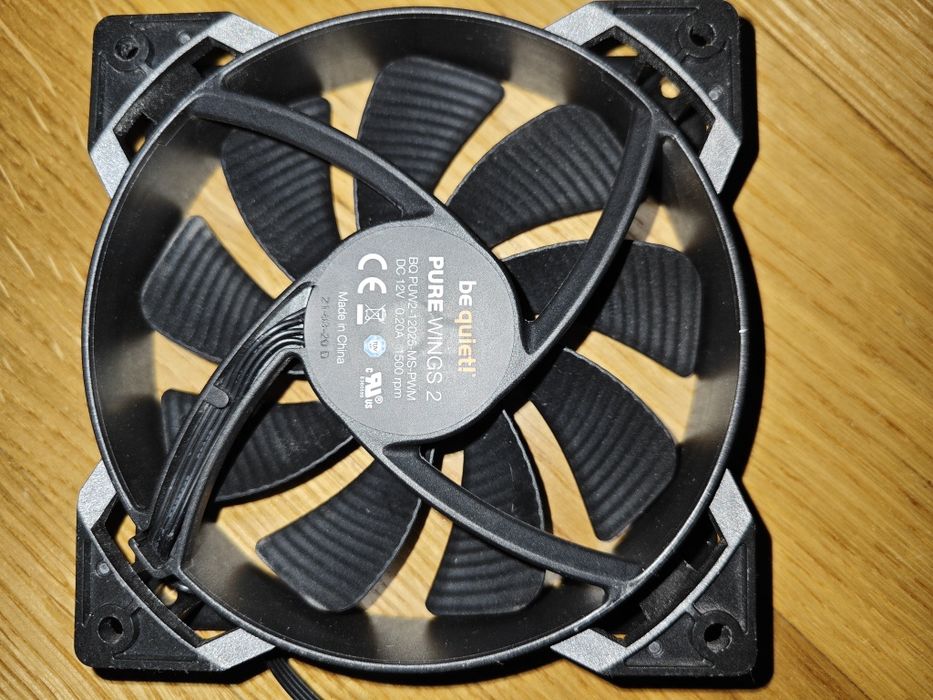 Ігровий комп'ютер без корпуса