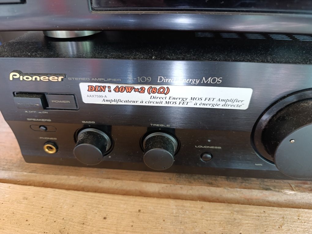 Pioneer CD amplituner