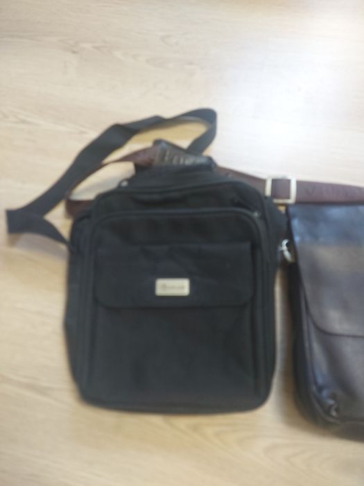 Продам  чоловічі сумки.