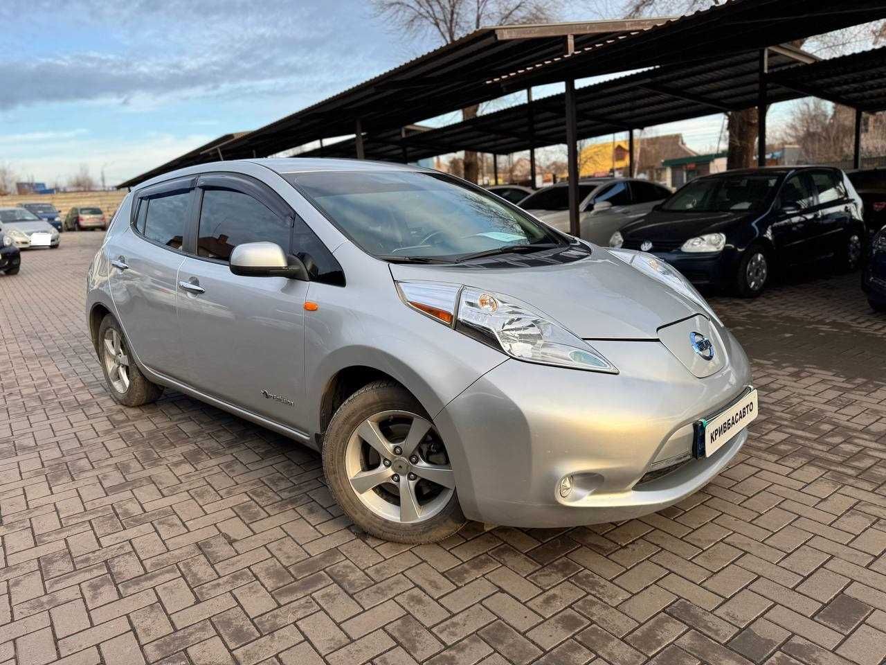 Nissan Leaf 2016p.
