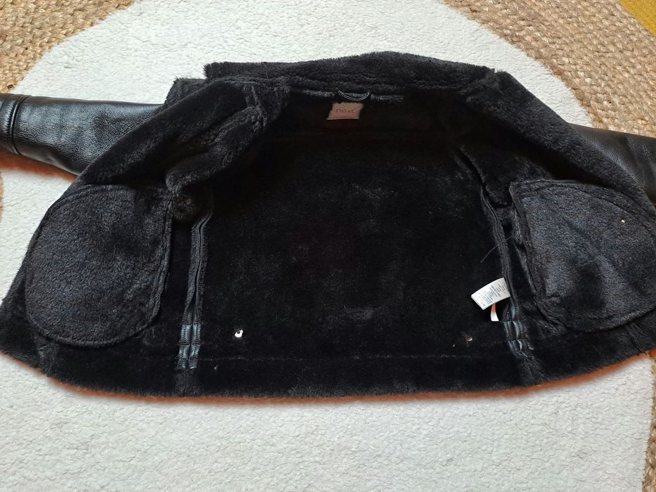 Kożuszek ramoneska na zime Next 122cm.