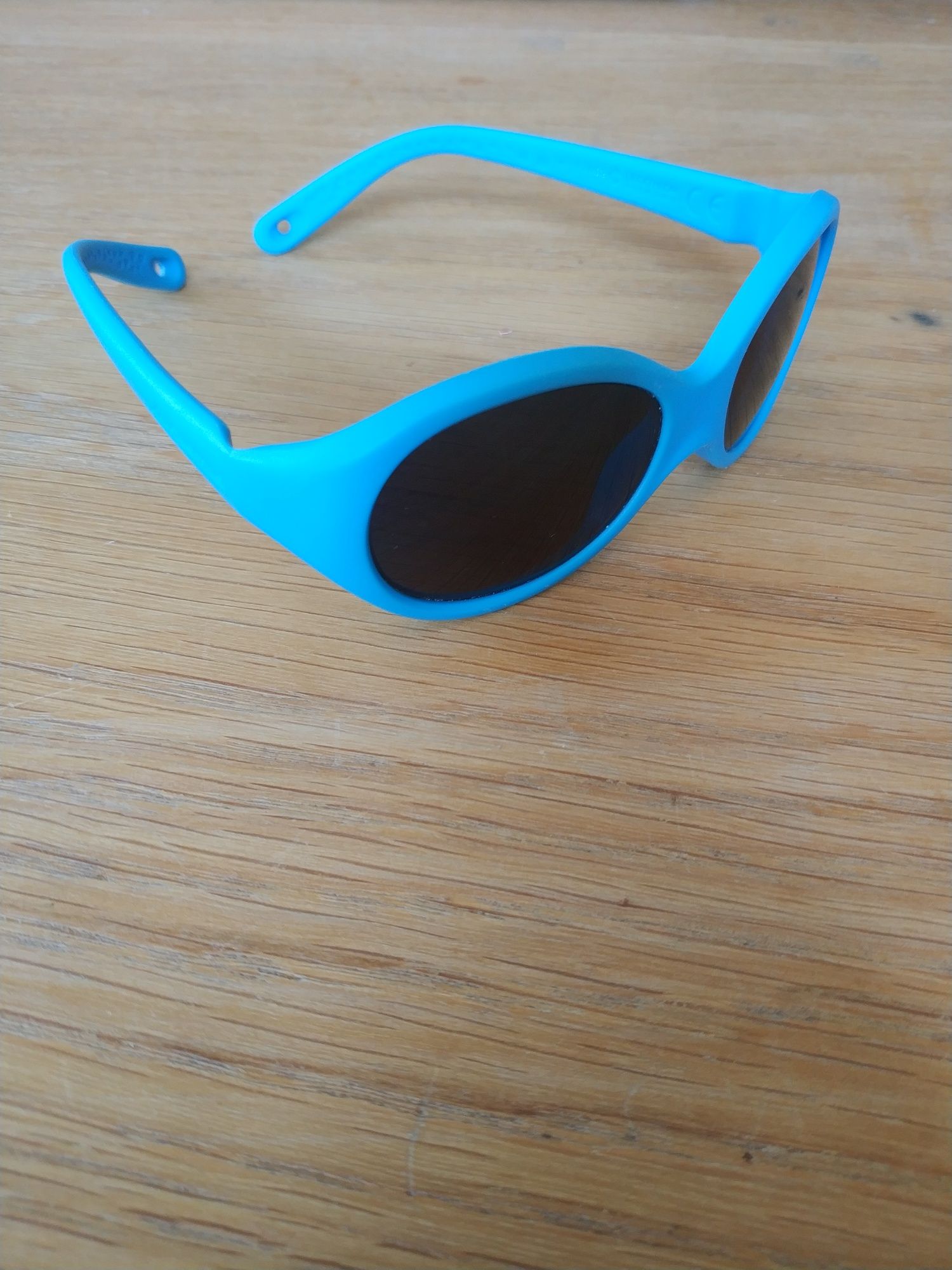 Okulary przeciwsłoneczne dla dziecka decathlon