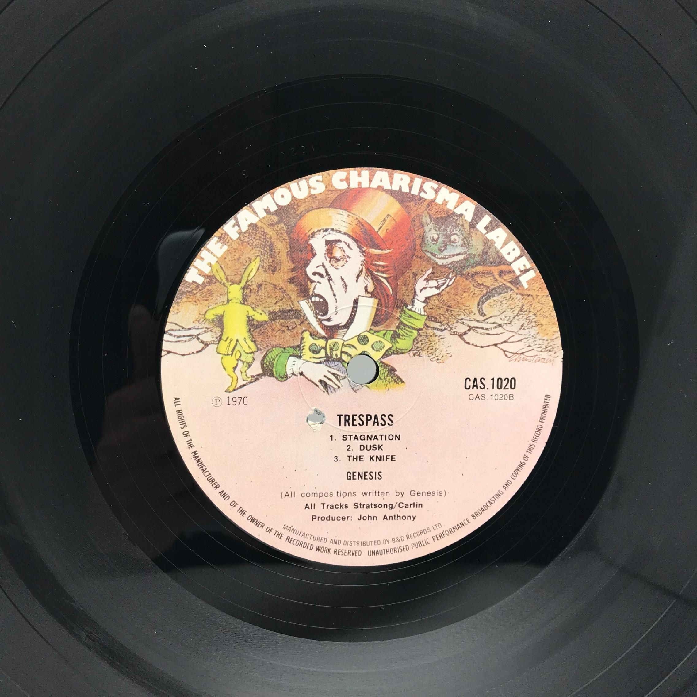 winyl - genesis - trespass