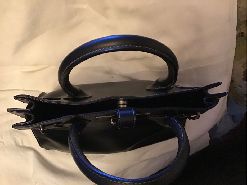 Mala Furla original. NEGOCIÁVEL. Descida  de preco.