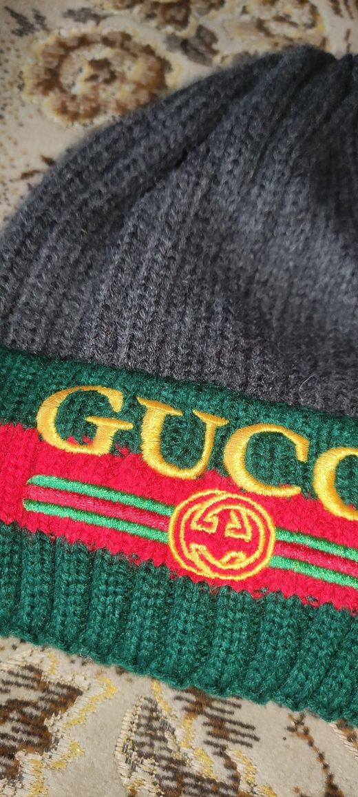 Czapka zimowa zima jesień Gucci szara Gray bennie logo unikat ciepła