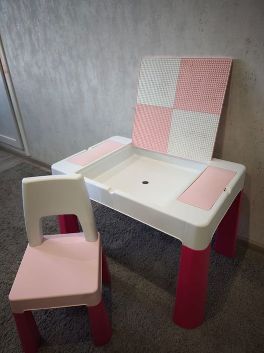 Дитячий столик і стільчик