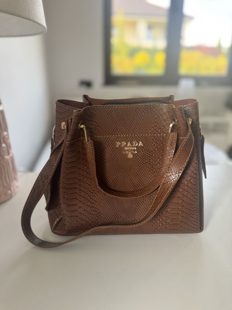 Torebka torba prada do reki