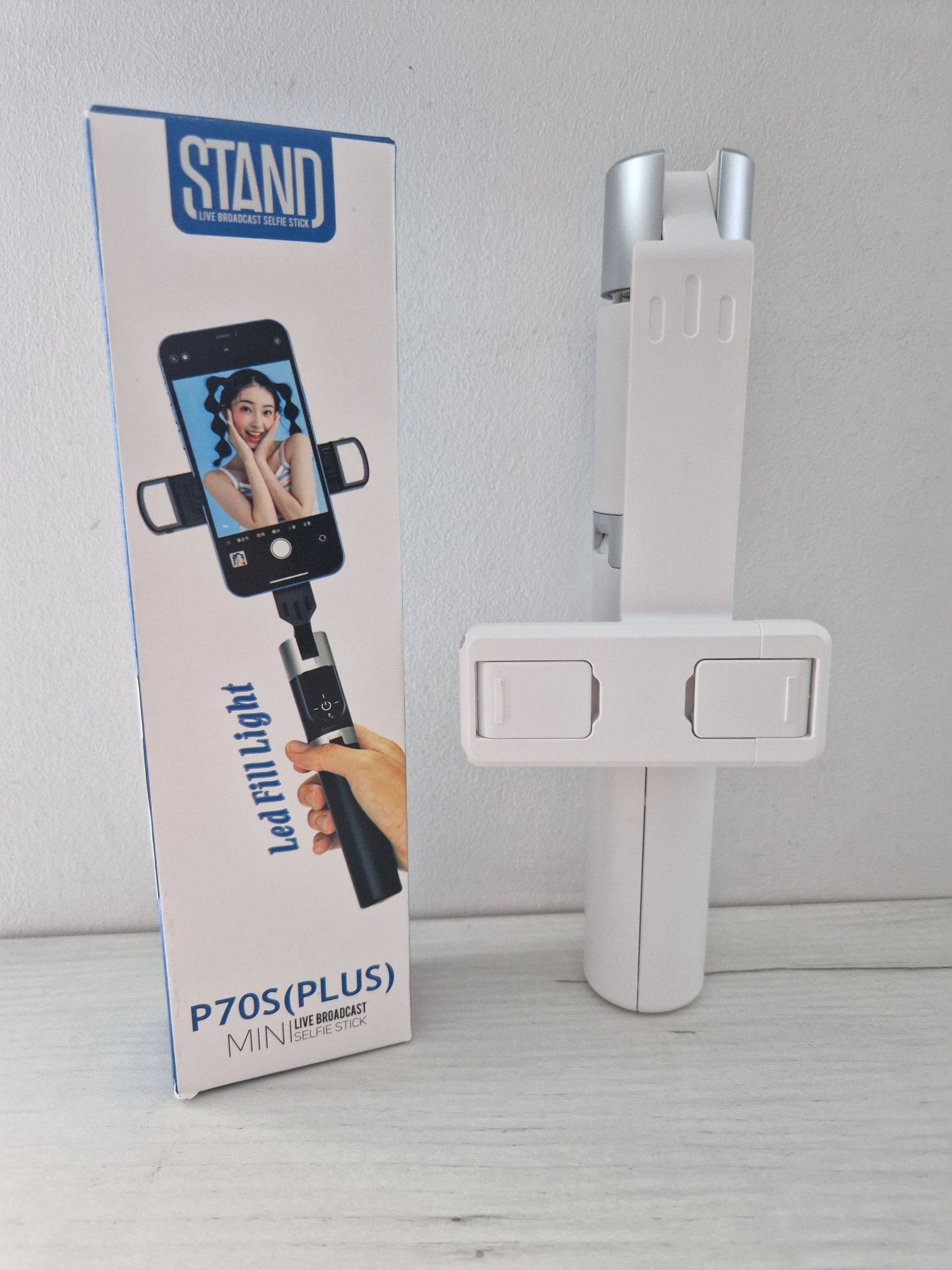 UCHWYT SELFIE MINI odpinanym pilotem bluetooth i tripodem P70S Plus