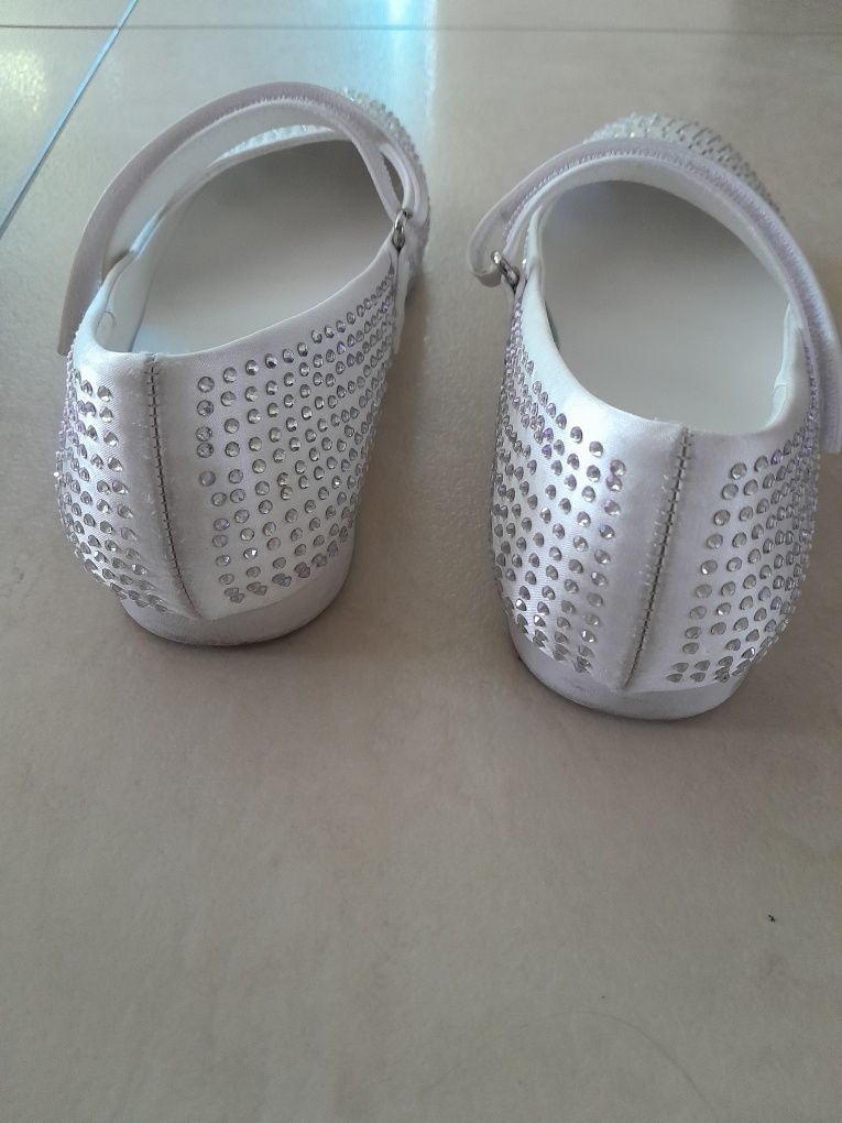 Buty komunijne dziewczęce