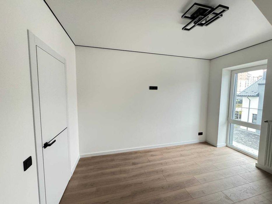 Продаж Будинку/Таунхауса з ремонтом 125м2 в Крихівцях (біля Калинової)