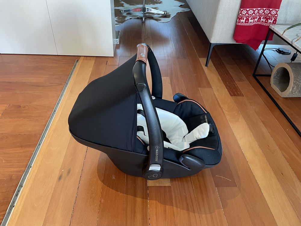 Quinny Rachel Zoe + Ovo + base isofix